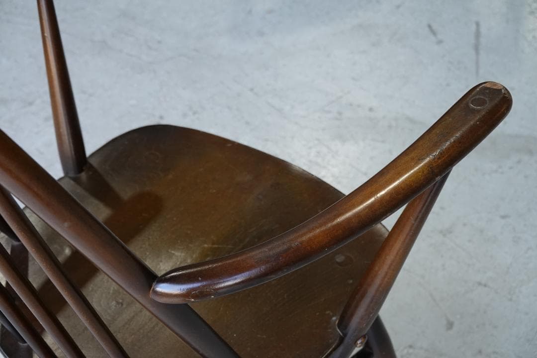 ー ERCOL　1960s ー　クエーカーアームチェア　アーコール　エルム材