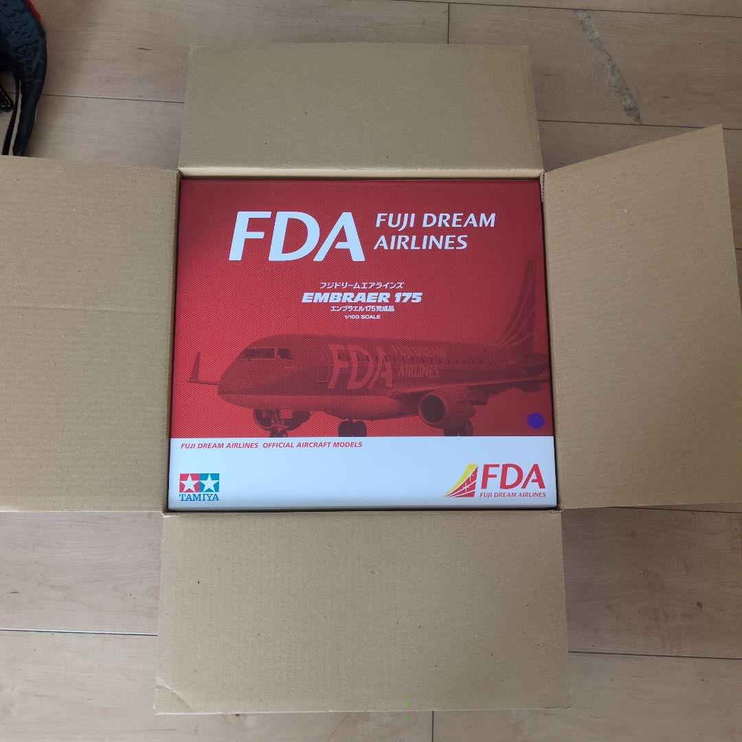 タミヤ FDA フジドリームエアラインズ エンブラエル175 パープル