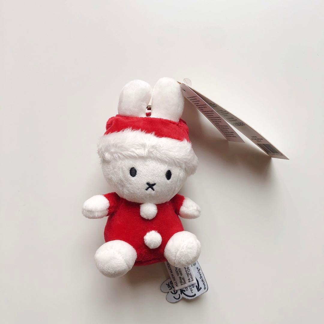 【futaba】miffy オランダ限定　サンタ　マフラー　キーホルダー