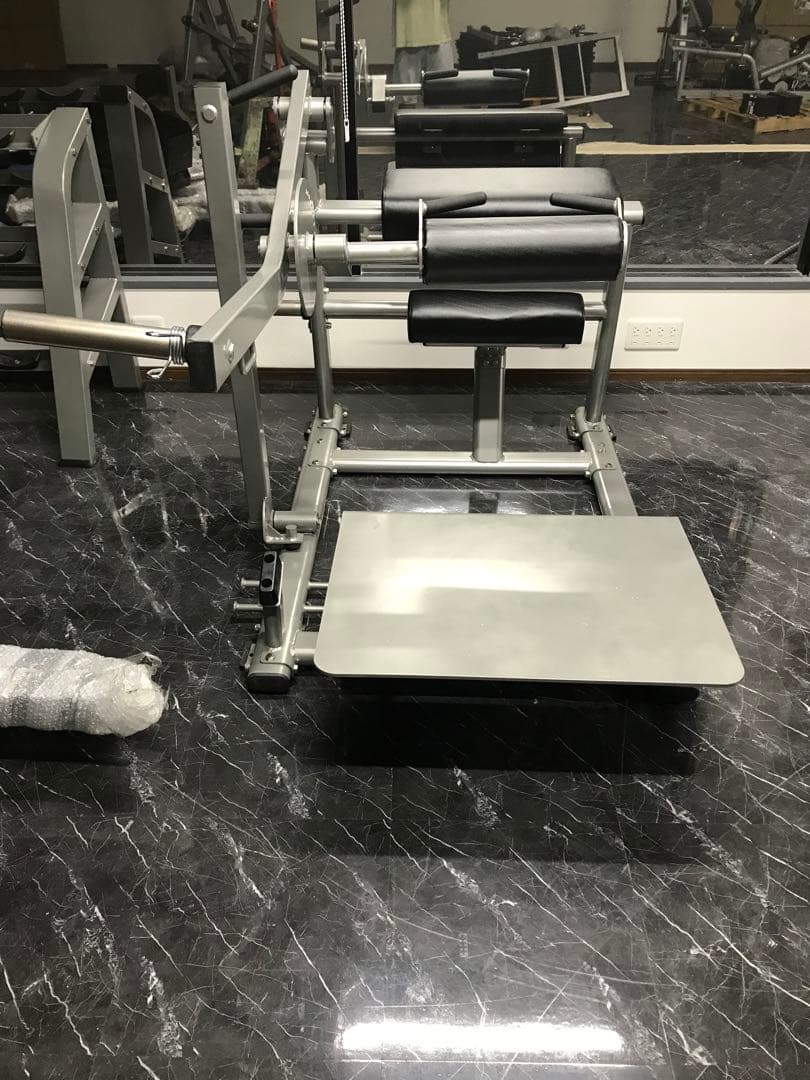 業務用グルートドライブ　ヒップスラストマシン