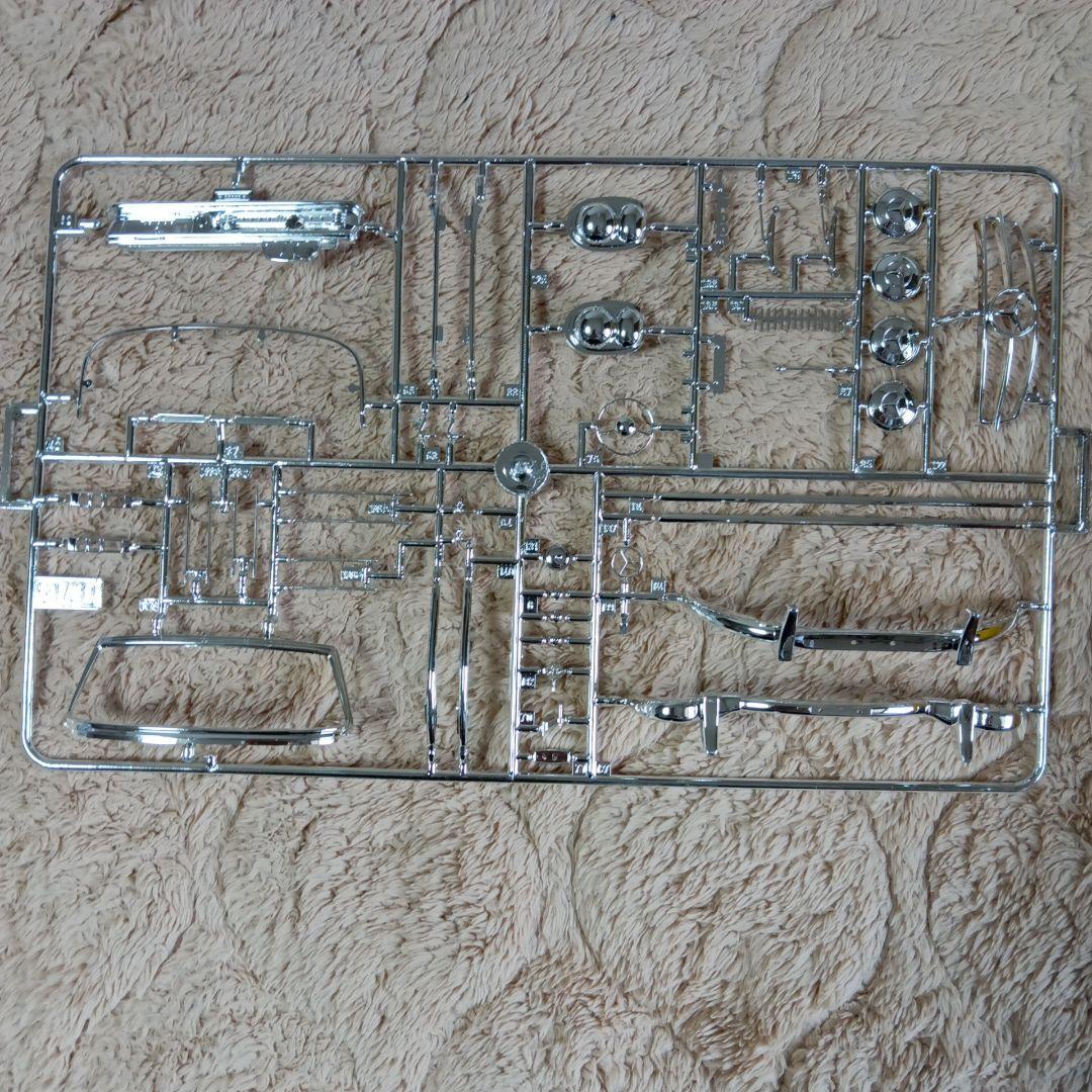 メルセデス・ベンツ 300 SL キャブリオ 1:16