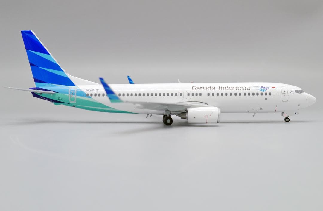 ガルーダインドネシア航空 737-800 PK-GMZ 1/200