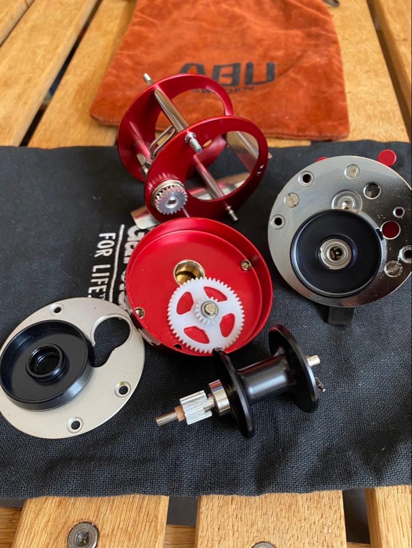 アンバサダー1500C 赤