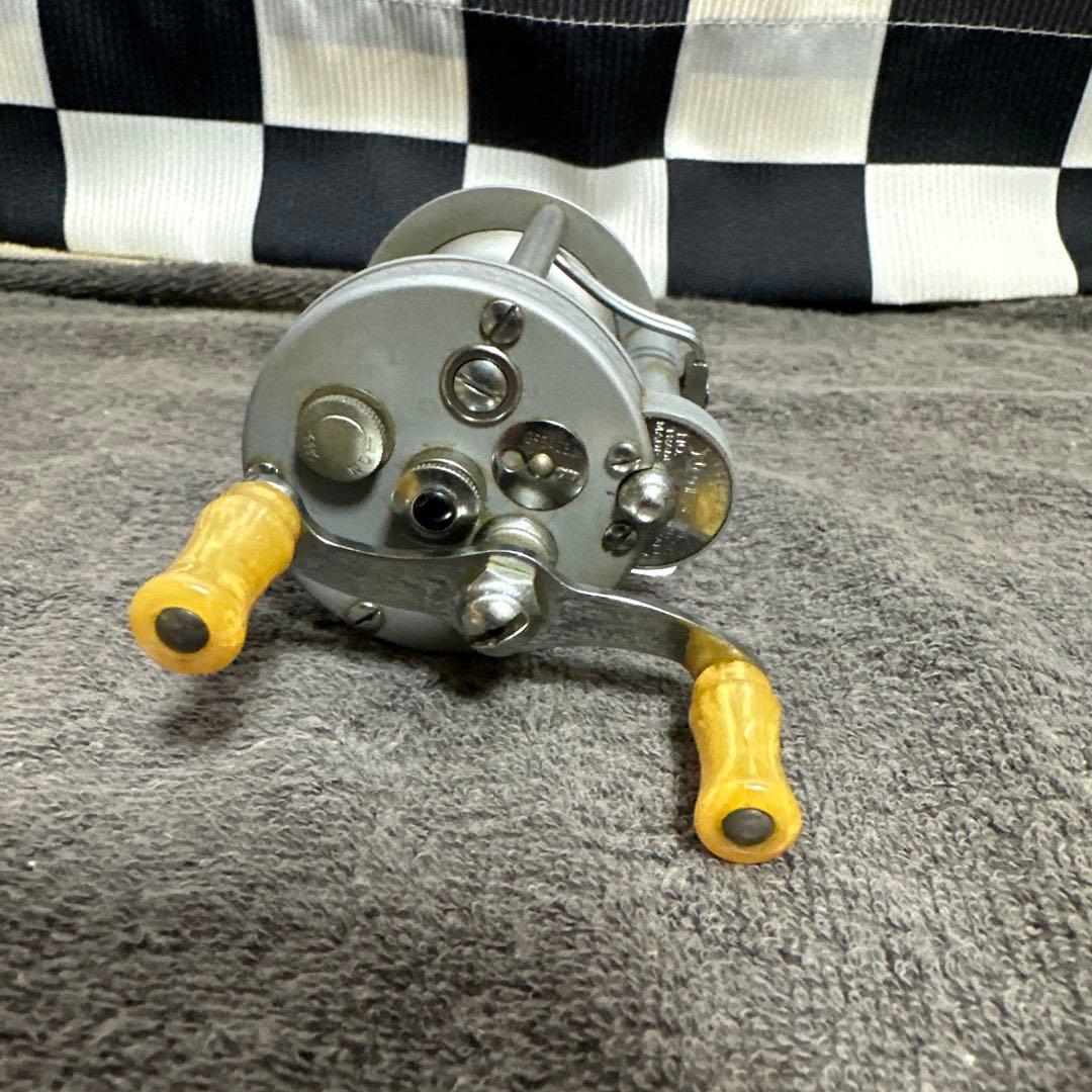 ダイレクトリール PFLUEGER NOBBY 1963C