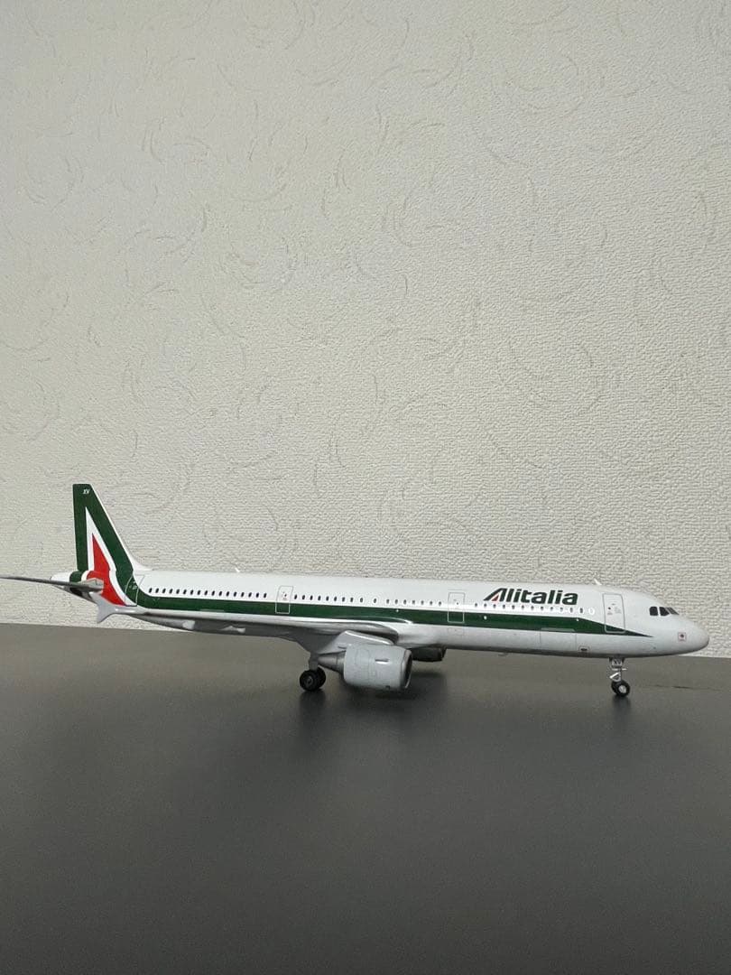 アリタリア航空 A I R B U S-A321