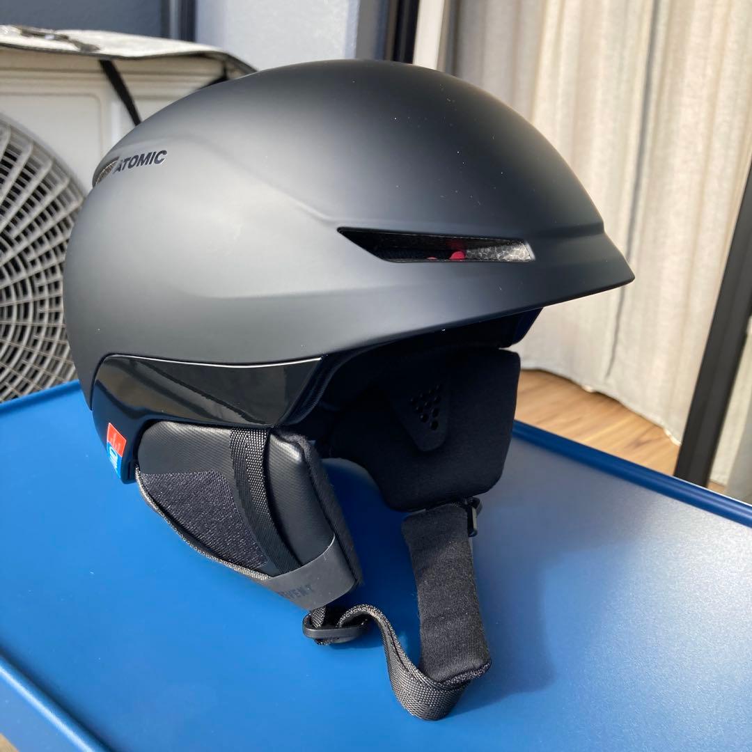 Atomic REVENT AMID ブラック　Mサイズ