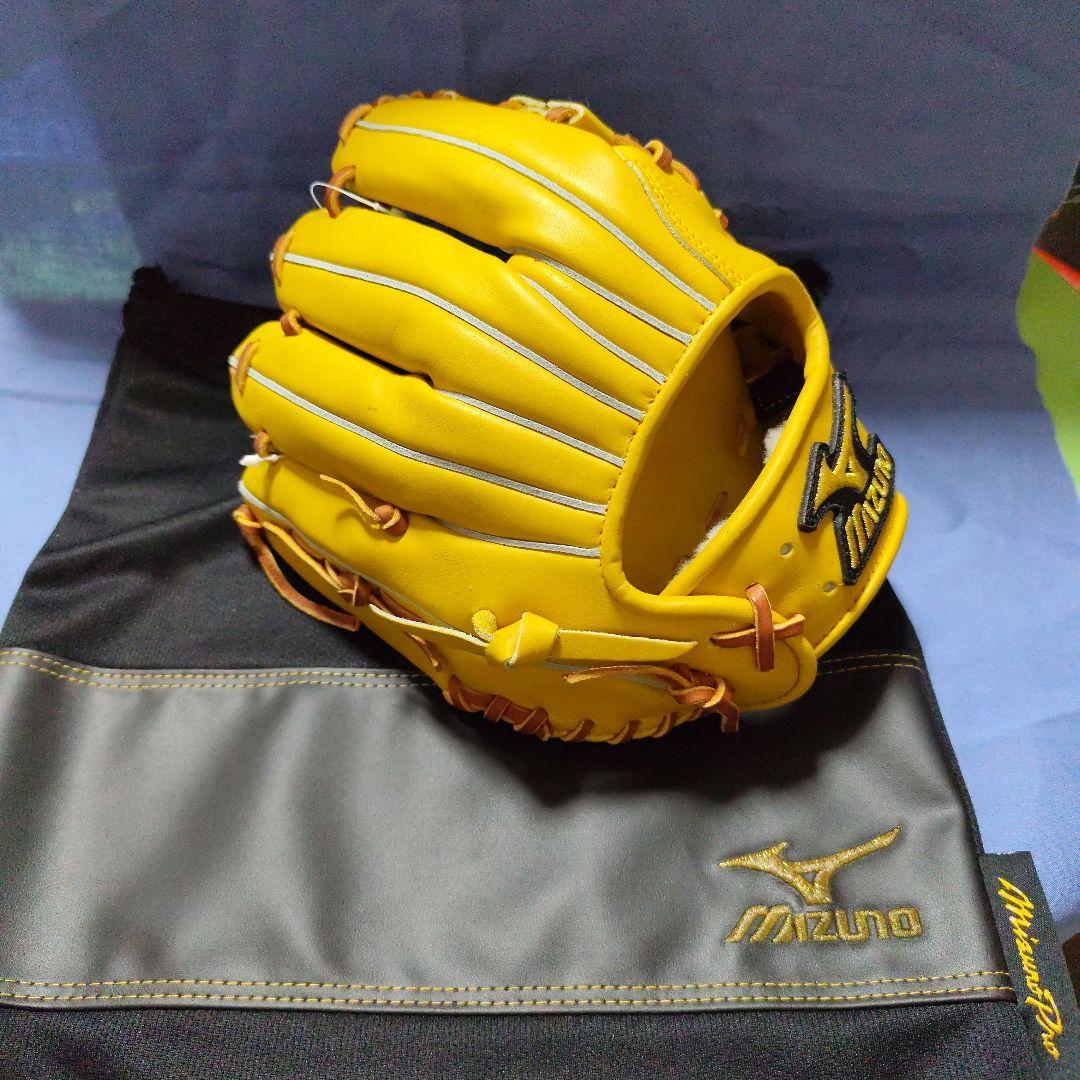 【早いもの勝ち】Mizuno pro 軟式グローブ イエロー 収納袋付き