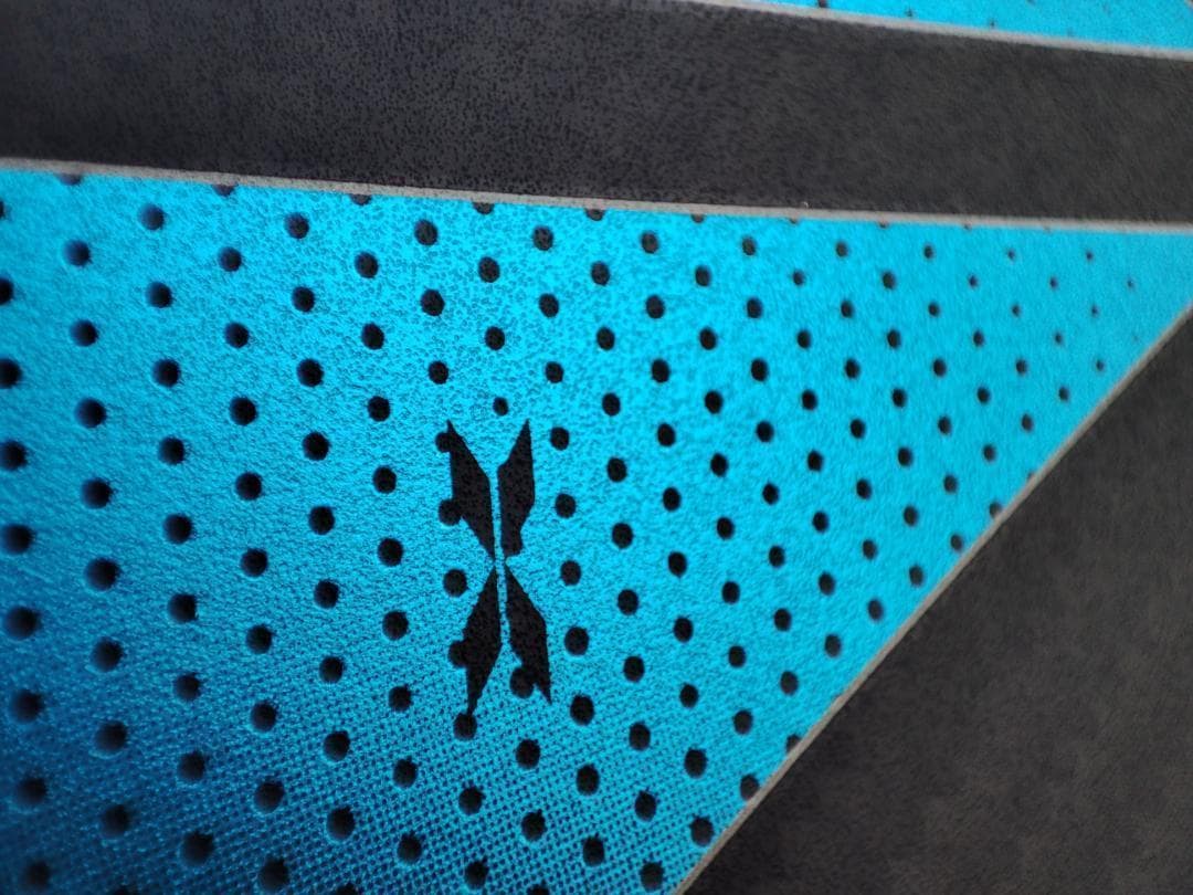 ピックルボール パドル ARRONAX 3Kカーボンファイバー 刃 青い