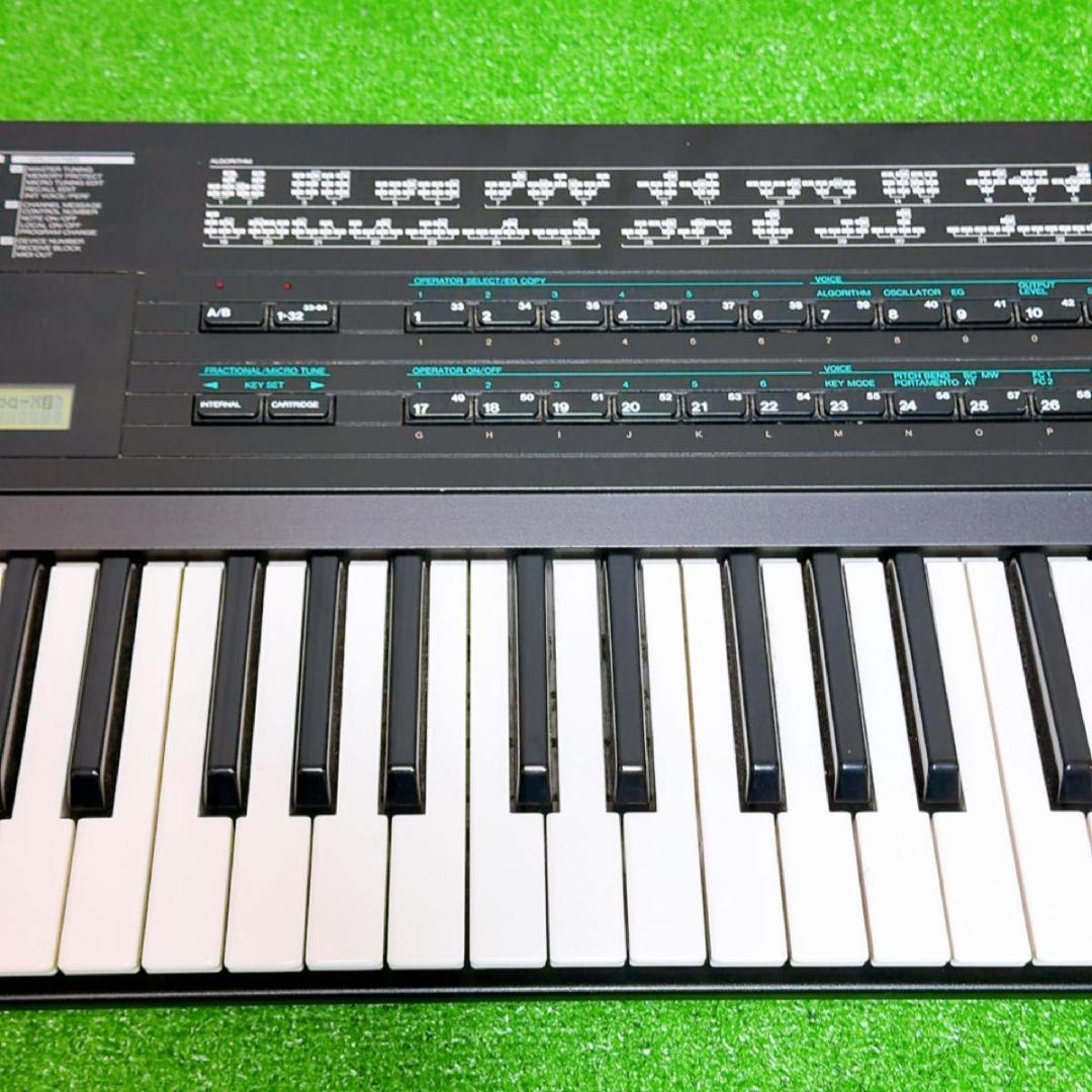 YAMAHA ヤマハ DX7Ⅱ-D シンセサイザー 61鍵 鍵盤楽器