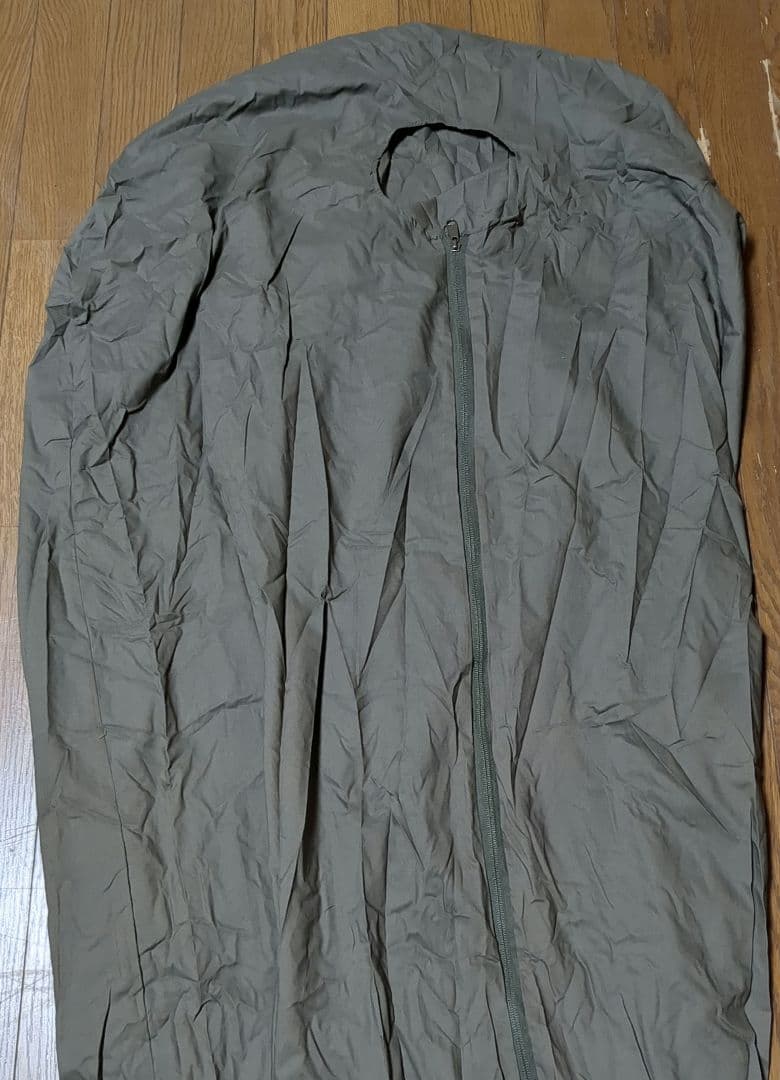 CARINTHIA Tropen 185 　インナー付　オリーブ色 シュラフ M