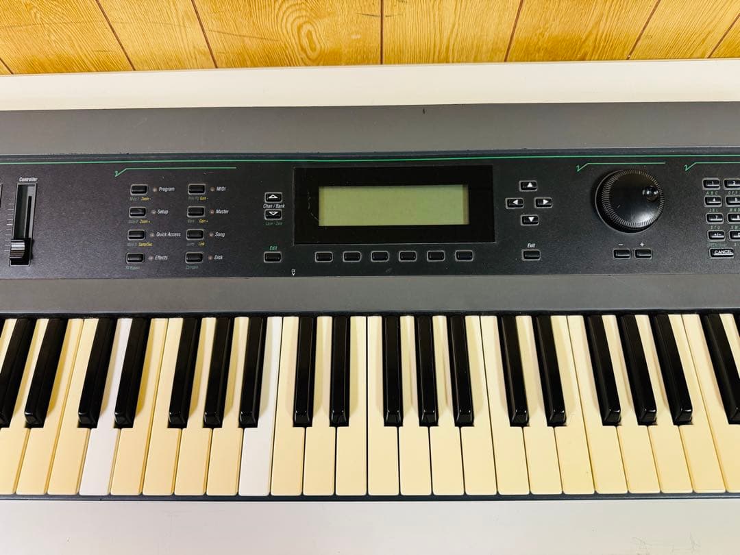 KURZWEIL K2VX シンセサイザー
