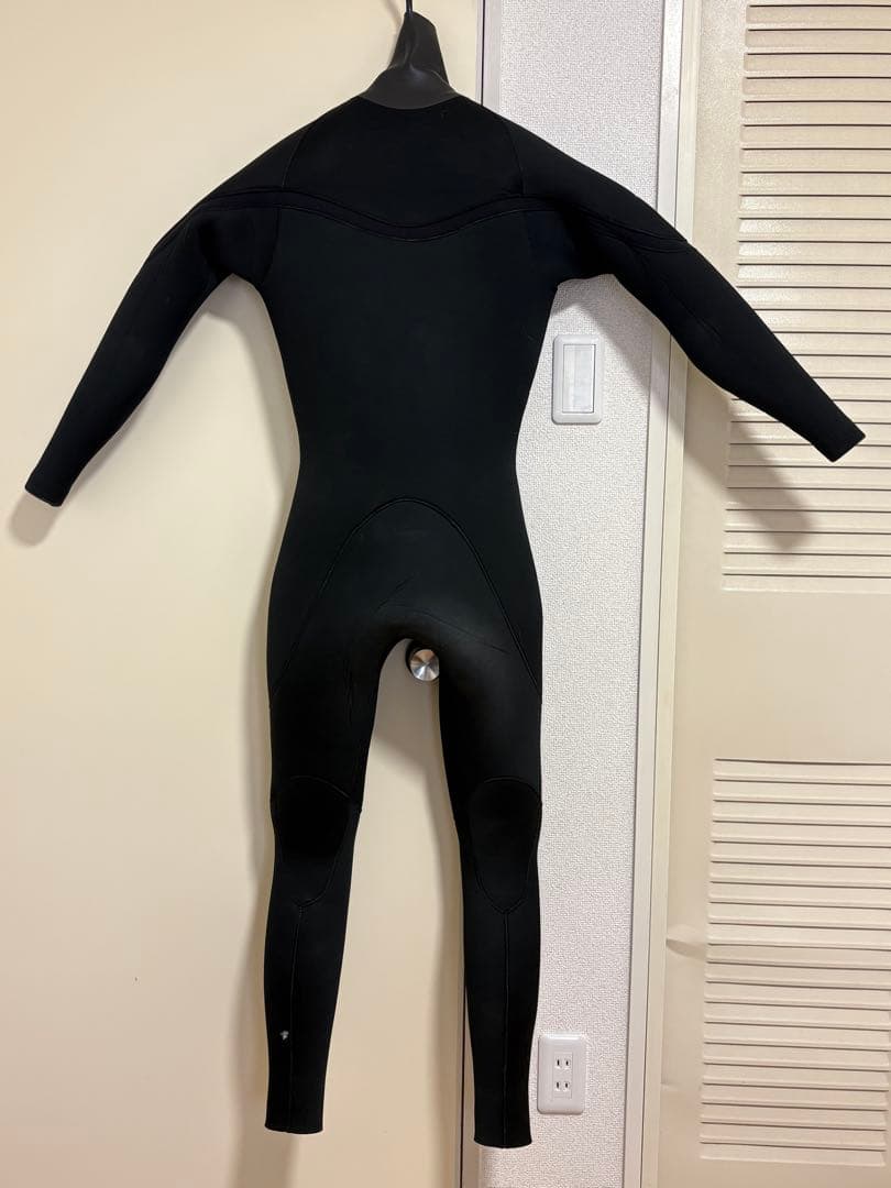 Mellow 5mm x 3mmセミドライウェットスーツ ML