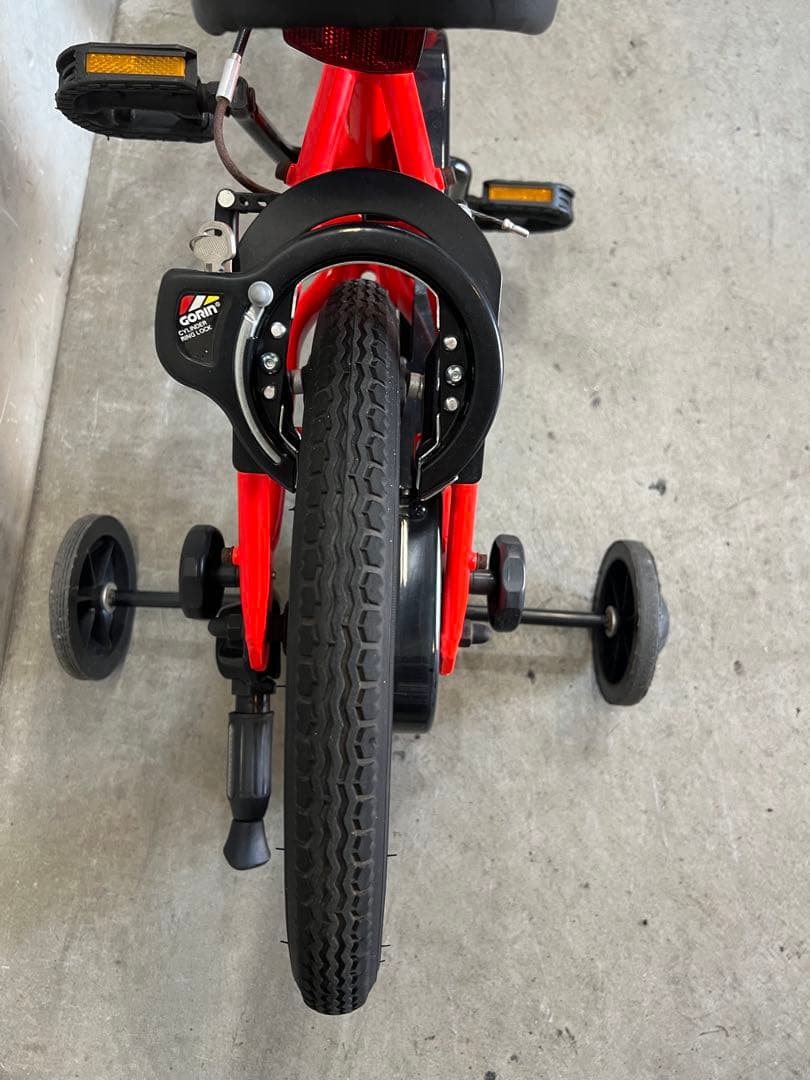 子供用自転車　キャノンデール　TRAIL アルミフレーム　補助輪付