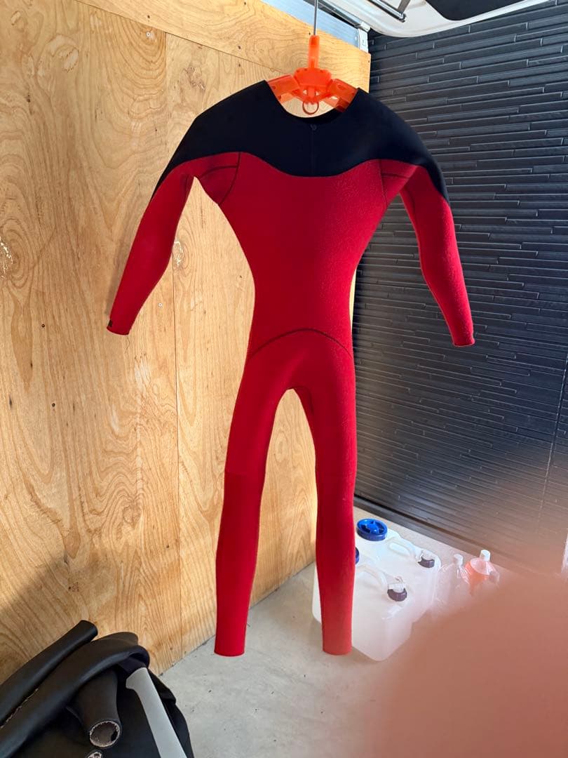 ハイネック5x3mmロングチェストジップ　起毛セミドライ　Mサイズ