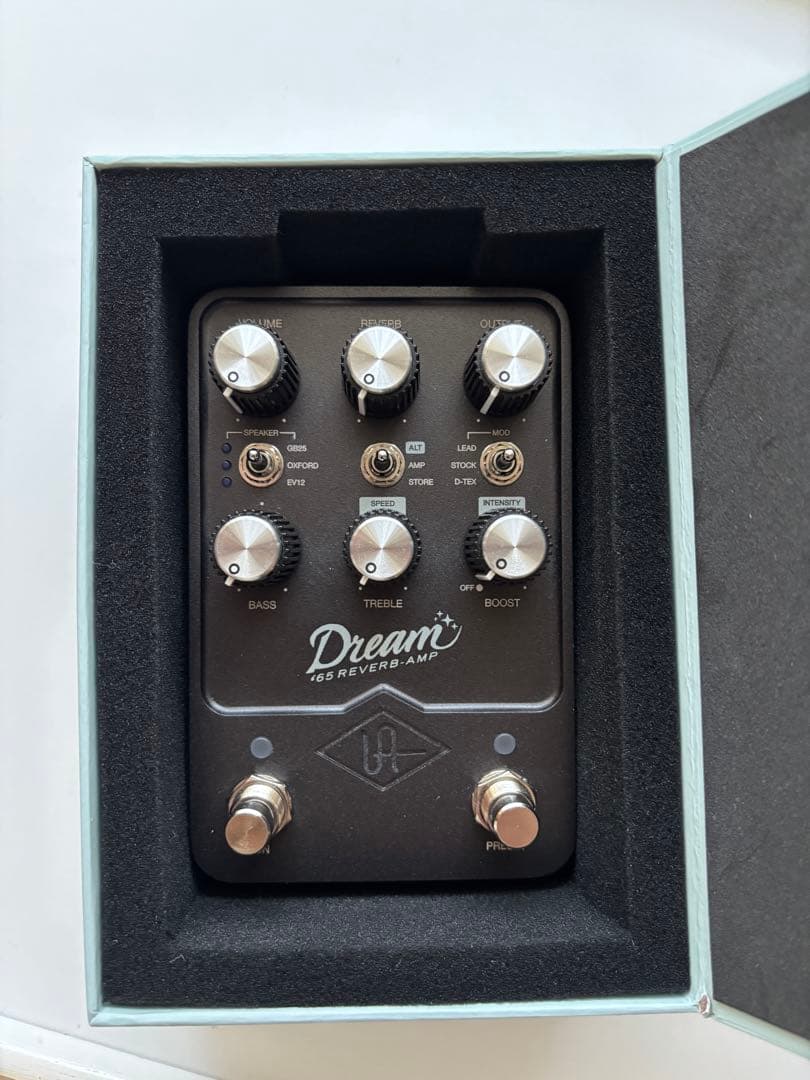 pika　UAFX DREAM 65 Amplifier