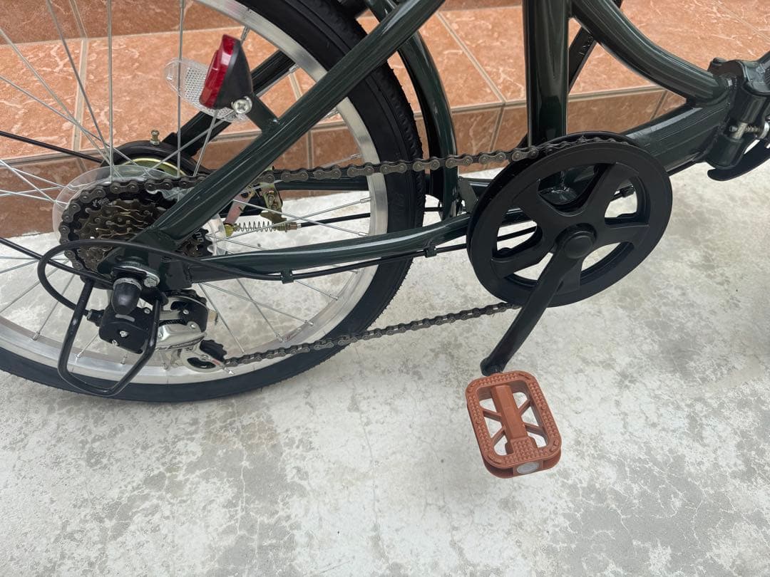 ギア付き折りたたみ自転車　ダークグリーン