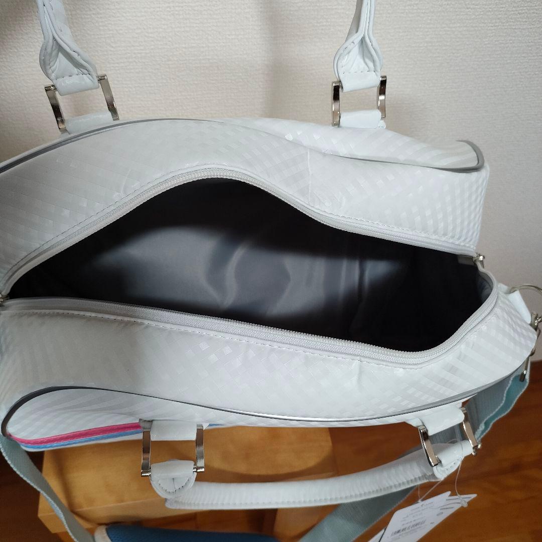 新品未使用XXIO ゴルフバッグ・スポーツバッグショルダー付 レディースホワイト