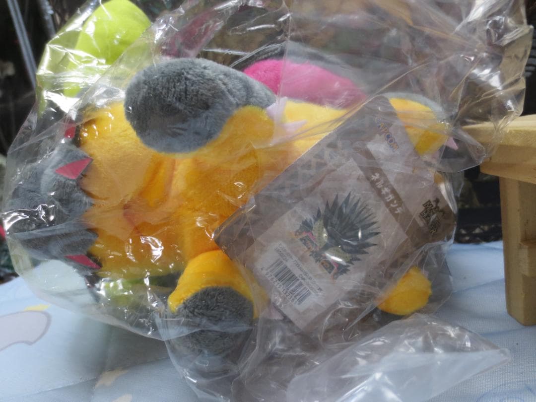 新品　ネルギガンテ モンスターハンター デフォルメぬいぐるみ　正規品