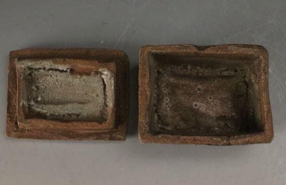 【桃山時代】古唐津 絵唐津香合 金銀字形 黒柿箱