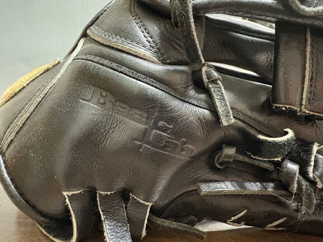 ウィルソン！軟式内野用グローブ