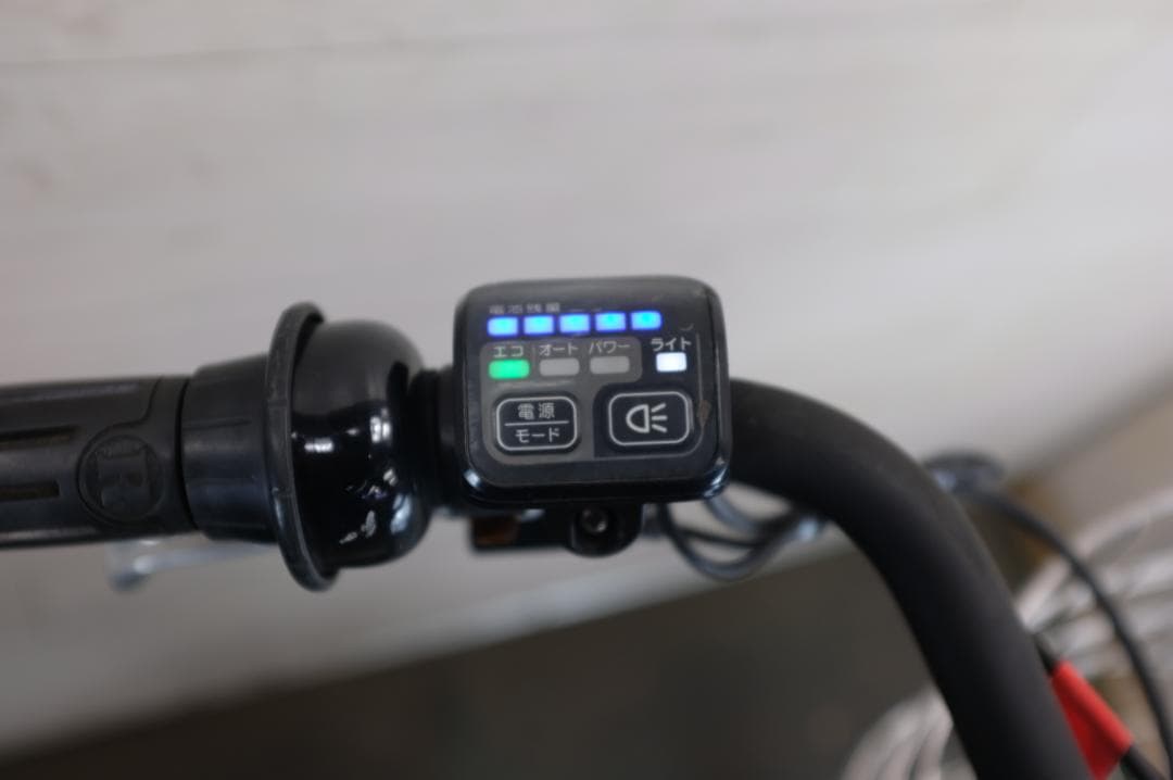 ブ*す様 BS STEPCRUZ　26インチ　3段　9.6Ah充電器あり