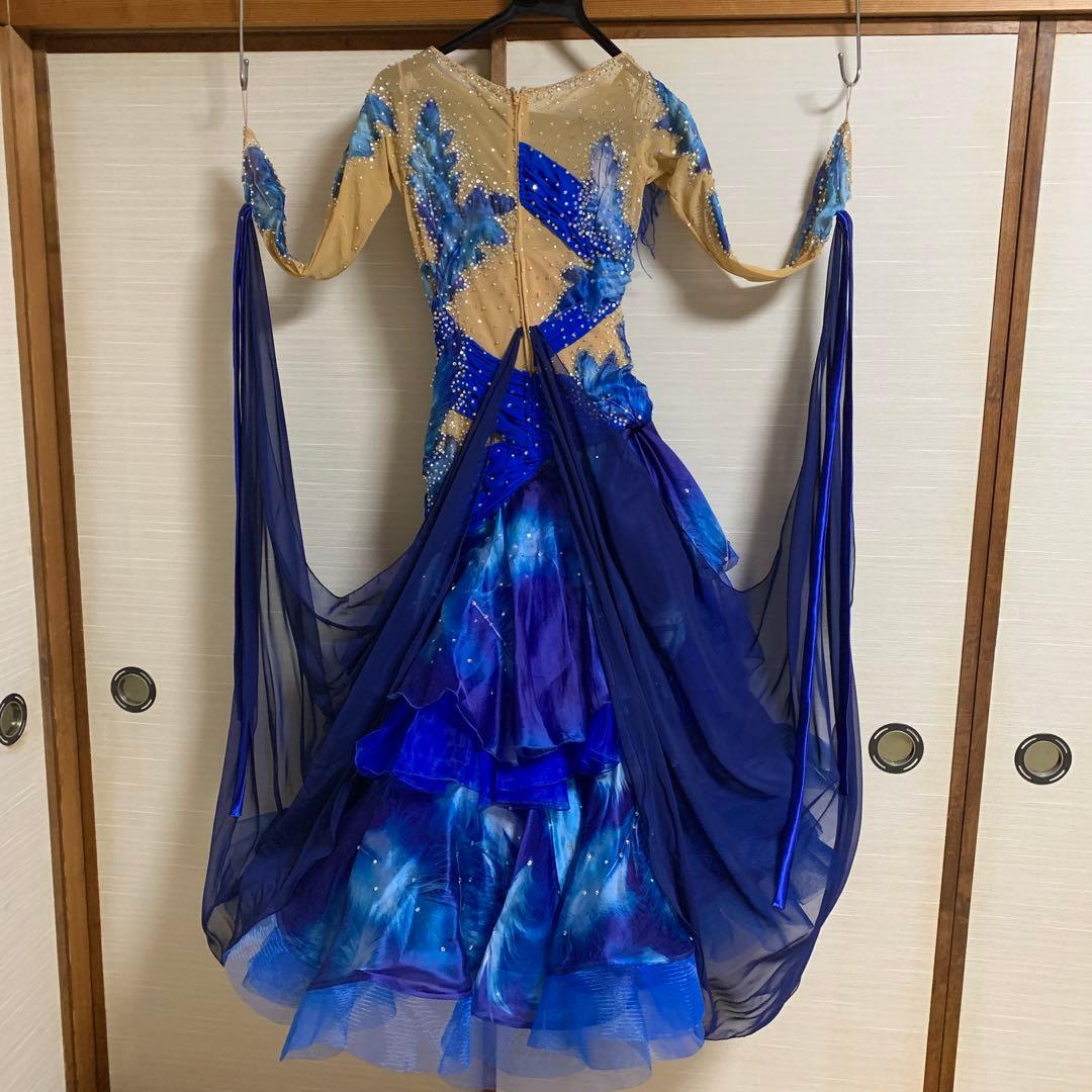 社交ダンス用青と金のドレス