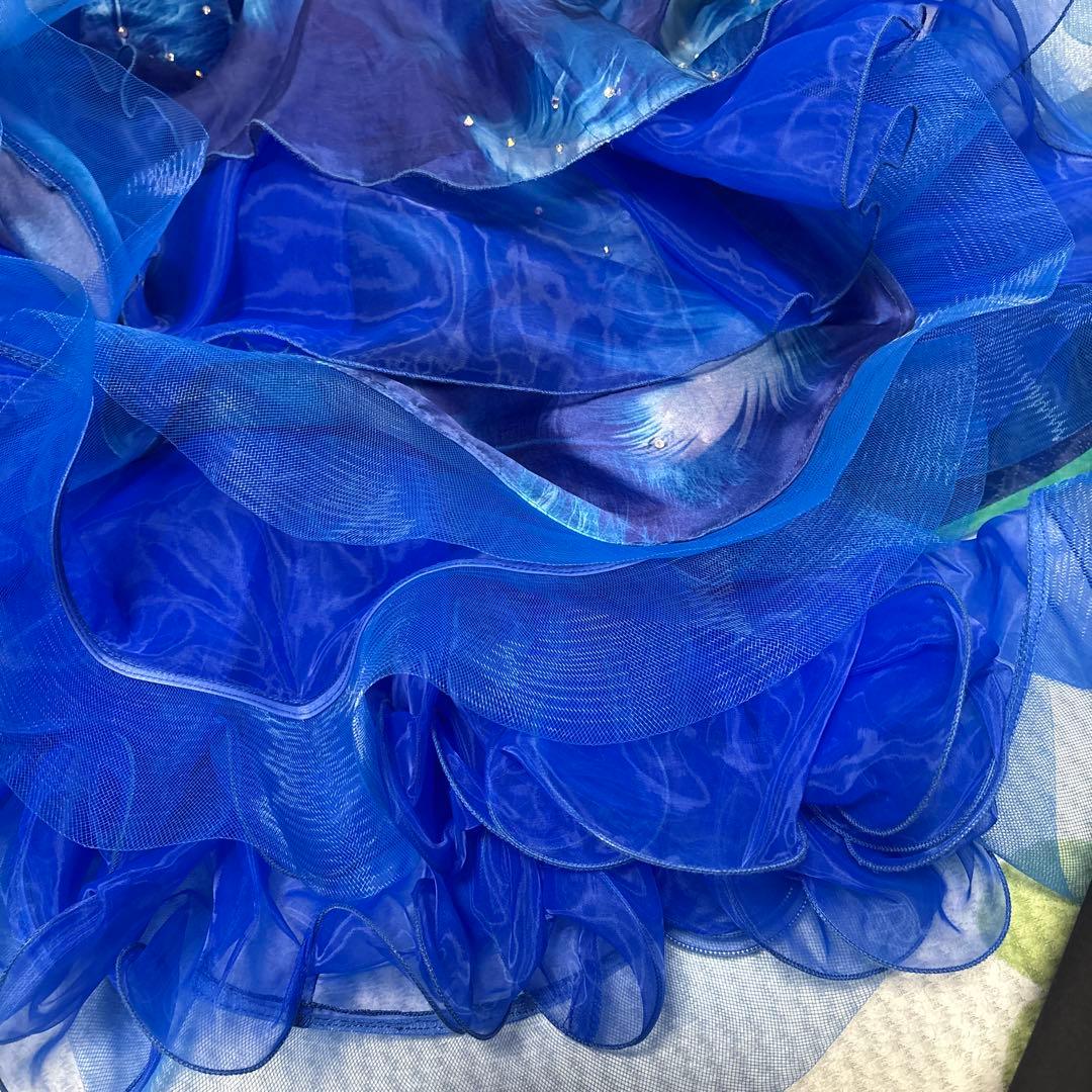 社交ダンス用青と金のドレス