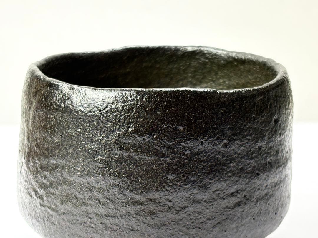 楽焼【佐々木昭楽】造 長次郎写 かせ釉 黒楽茶碗 共箱共布栞付R811172