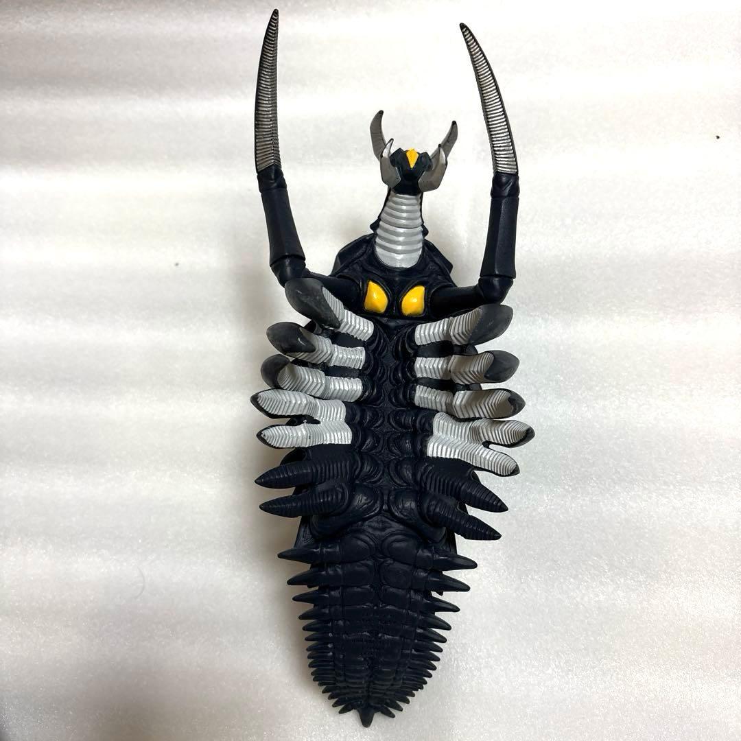 ウルトラ怪獣　アークベリアル　ハイパーゼットン　ギガント　ベリュドラ　ゴモラ