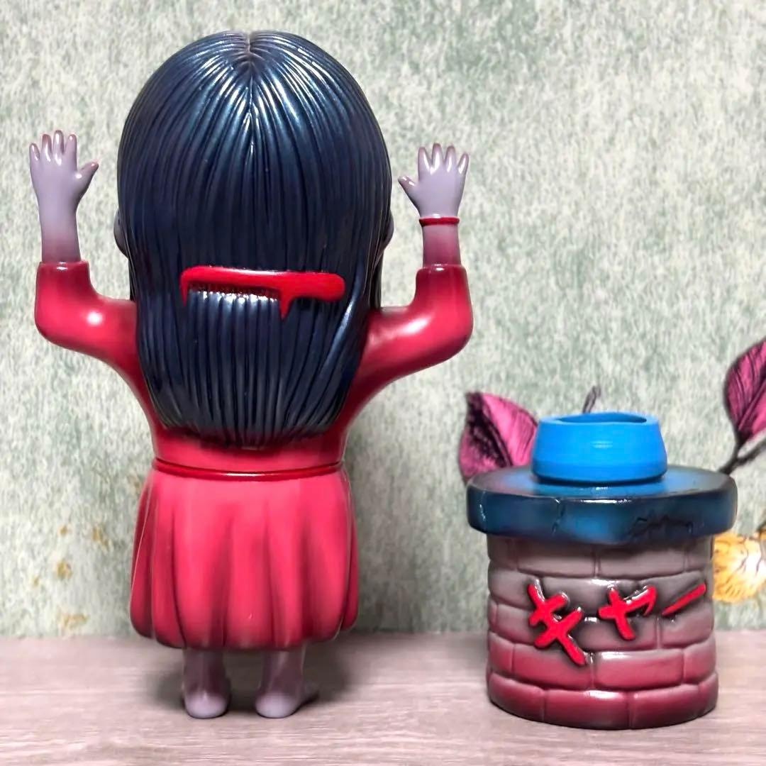 SURREDER TOYS 『Zzi』 ソフビ インディーズ