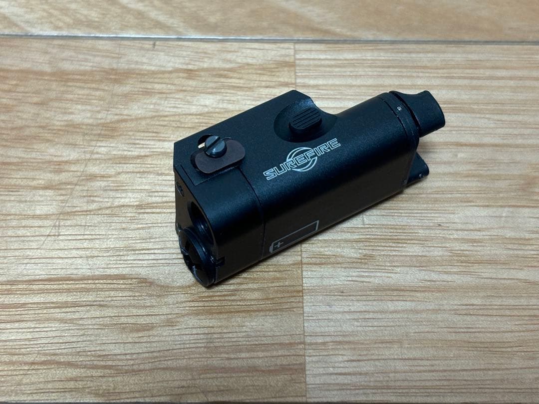 シュアファイア XC1 タイプ LEDフラッシュライト ハンドガン専用