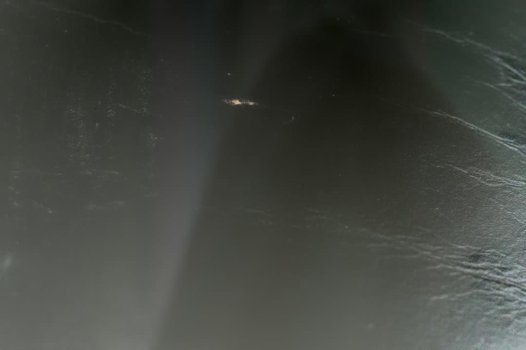 ムエタイ・キックミット 赤/黒 革製