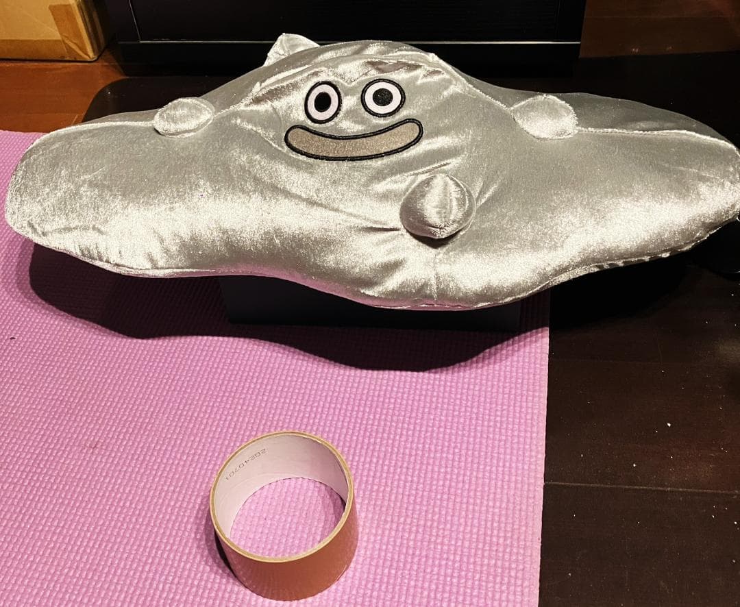 ドラゴンクエスト　メタルスライム、はぐれメタル特大ぬいぐるみ 　送料込み