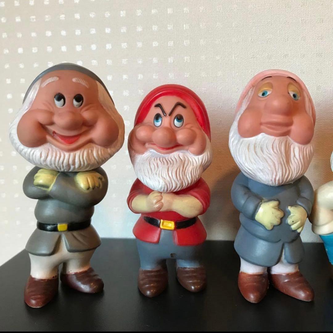ディズニー　ビンテージ　白雪姫　７人の小人　ソフビフィギュア７人セット