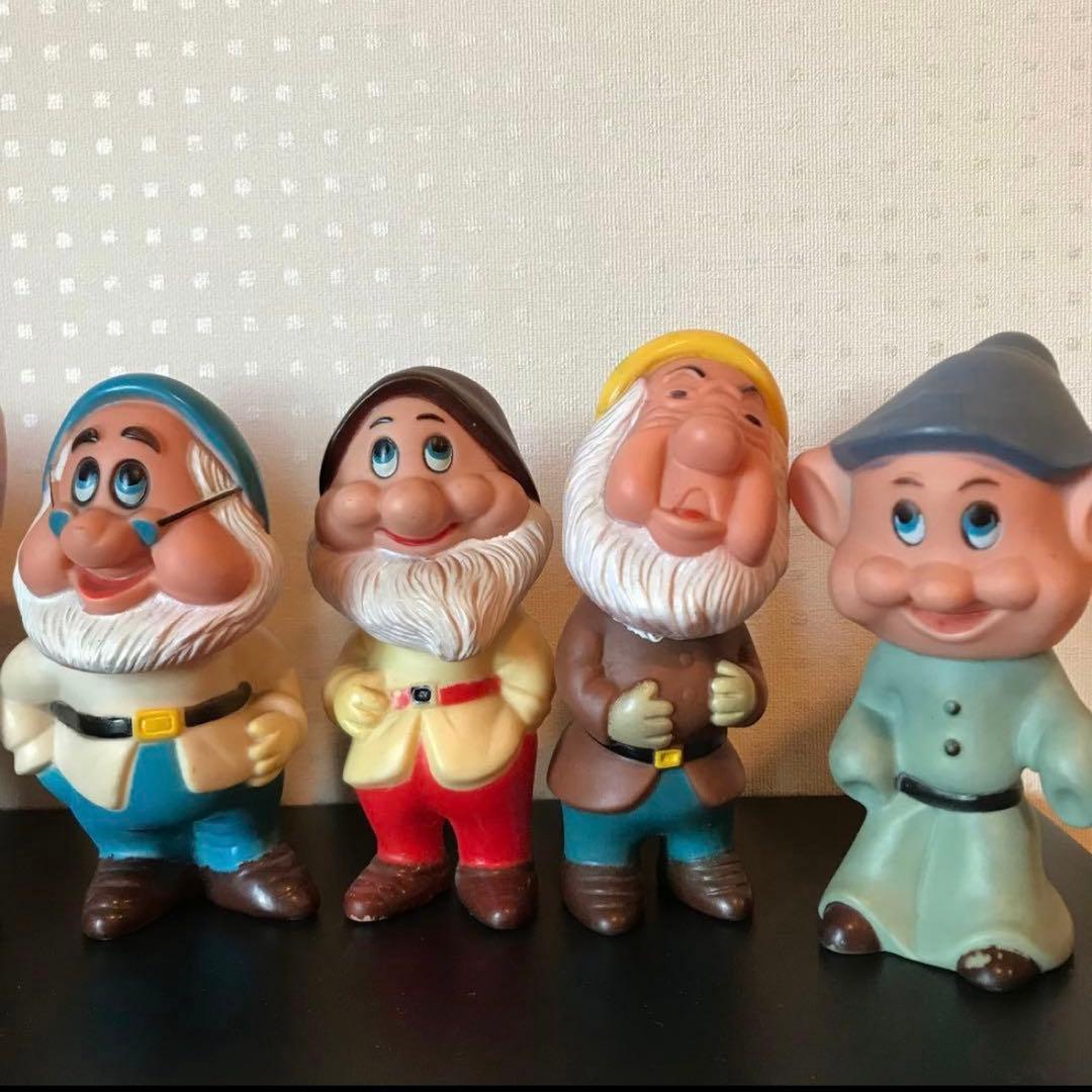 ディズニー　ビンテージ　白雪姫　７人の小人　ソフビフィギュア７人セット
