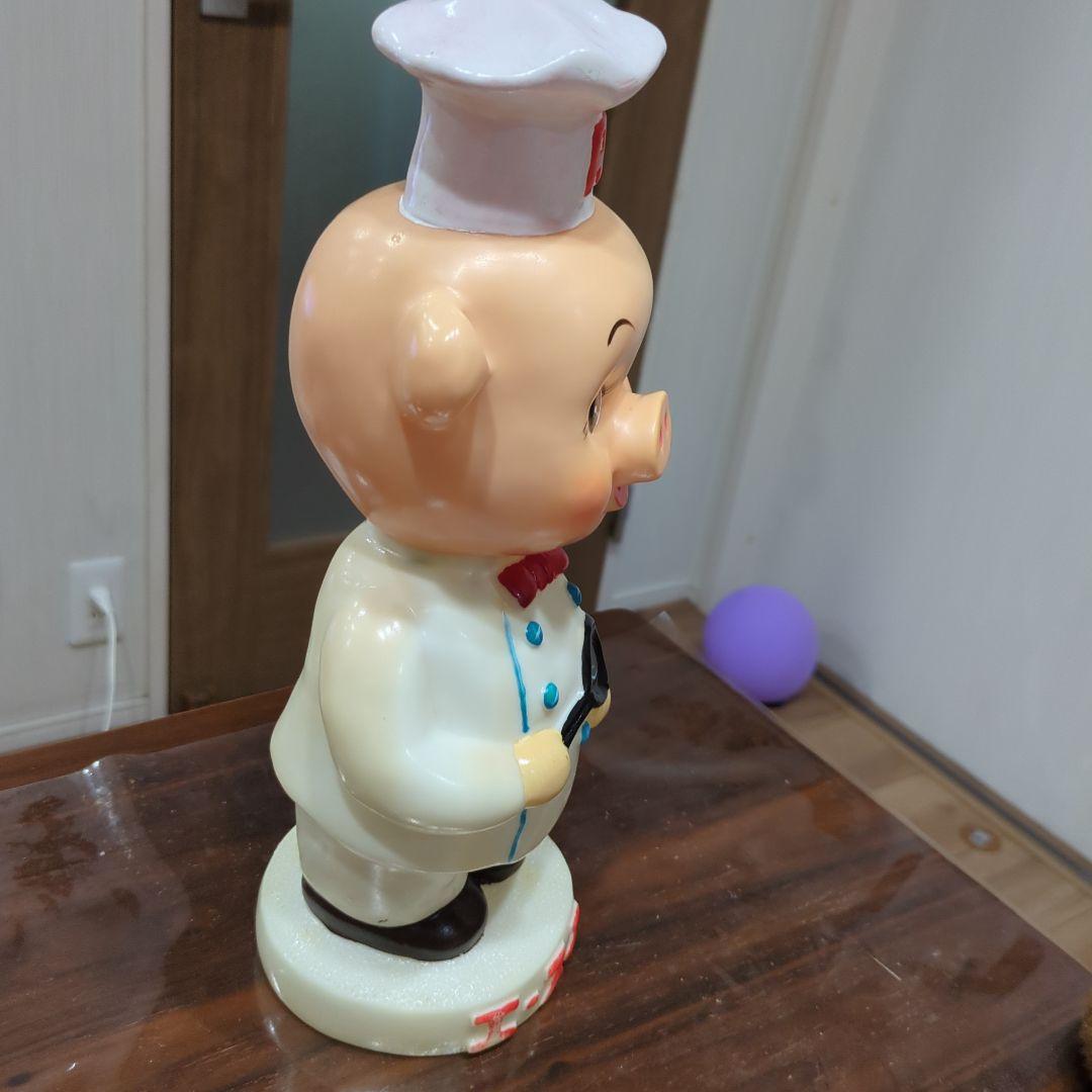 【非売品】エースコック 豚のシェフ フィギュア 約32.5センチ　ソフビ人形