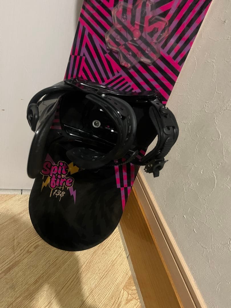 キッズ！中高生！K2 spitfire 138cm 新品バイン