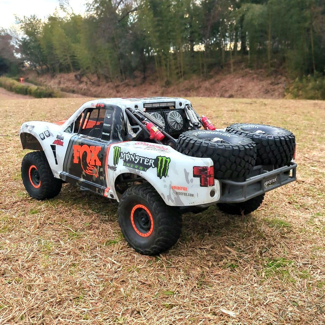TRAXXAS Unlimited Desert Racer UDR カスタム