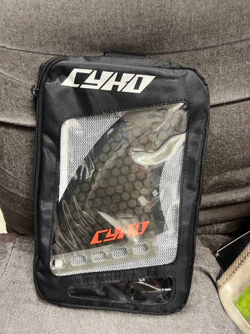 フューチャーフィンタイプ　cykoサイコフィン　ツイン+1