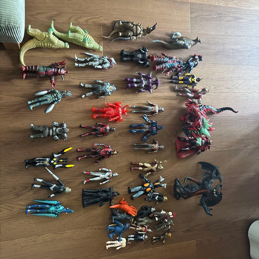 ウルトラマンシリーズ 怪獣フィギュア 約40体