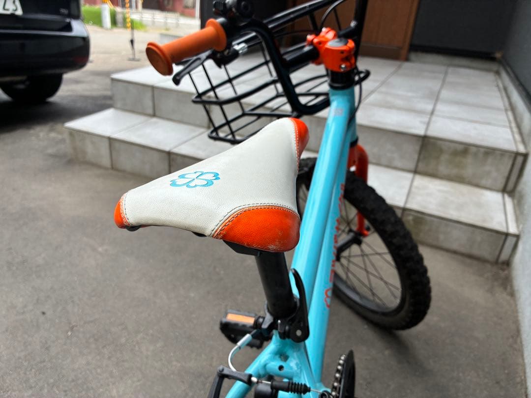 【札幌市受渡し希望】ヨツバサイクル　18インチ　ラムネブルー　室内保管