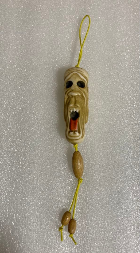 天然素材　びっくり爺　彫刻　根付　提げ物