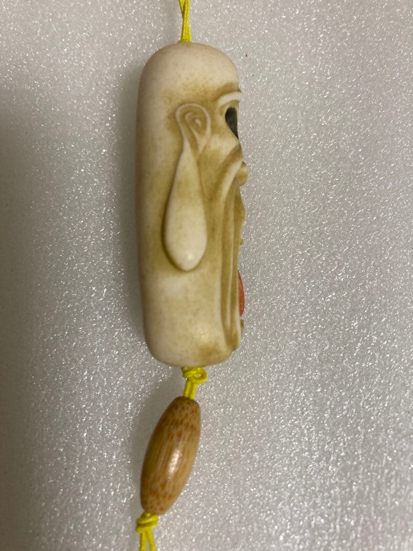 天然素材　びっくり爺　彫刻　根付　提げ物