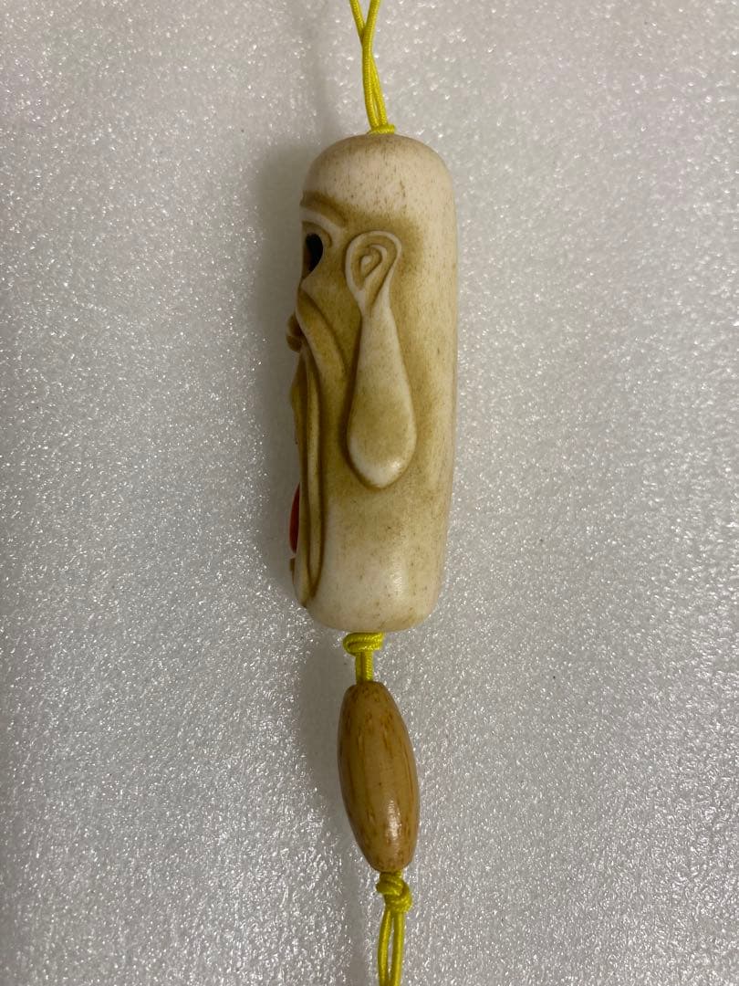 天然素材　びっくり爺　彫刻　根付　提げ物