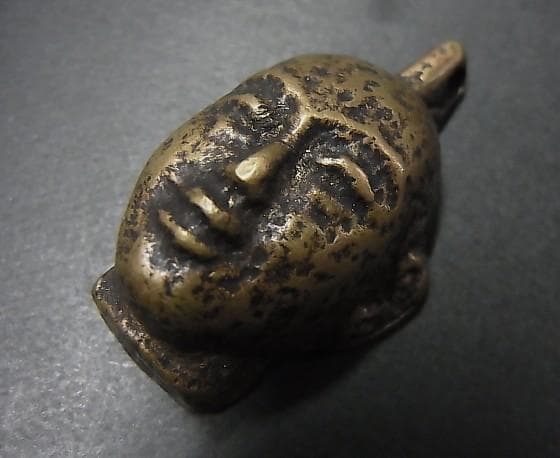 ★L1301★古パーツ　ナガ族　伝世品　ペンダント　人面護符 エスニック