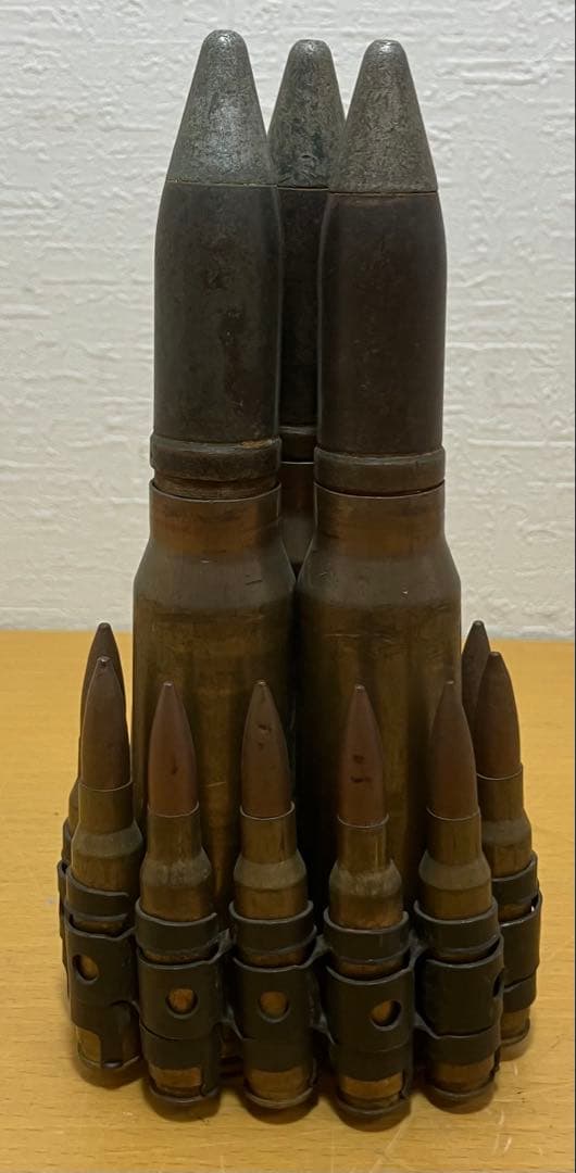 【オブジェ】弾丸レプリカ　ミニタリー　薬弾　砲弾　置物　コレクション　レトロ