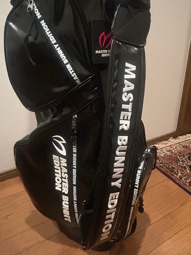 MASTER BUNNY EDITION キャディバッグ ブラックエナメル