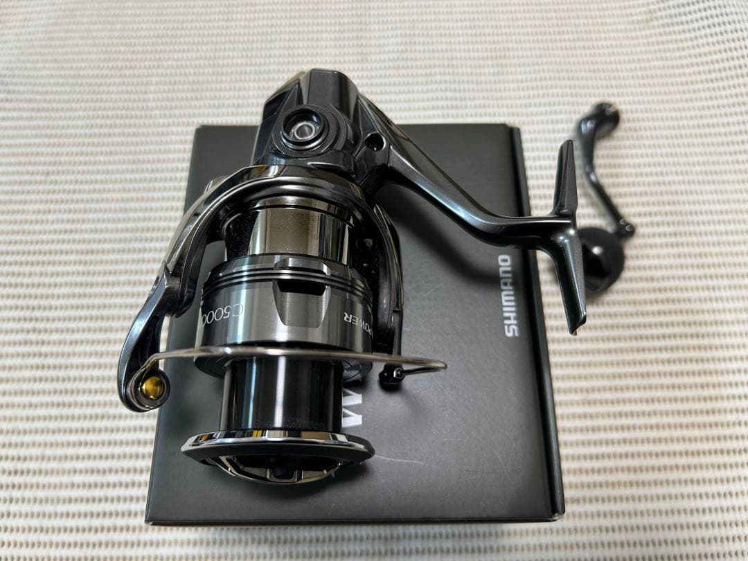 24 シマノ　ツインパワー　C5000XG