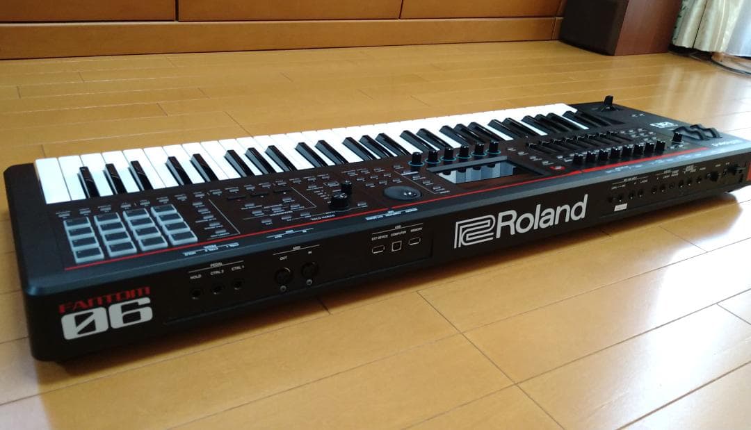 ROLAND FANTOM-06 シンセサイザー 61鍵
