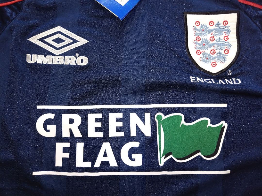 UMBRO イングランド代表 98トレーニングシャツ Lサイズ 未使用品